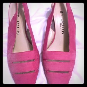 St. John Beautiful hot pink suede sling backs